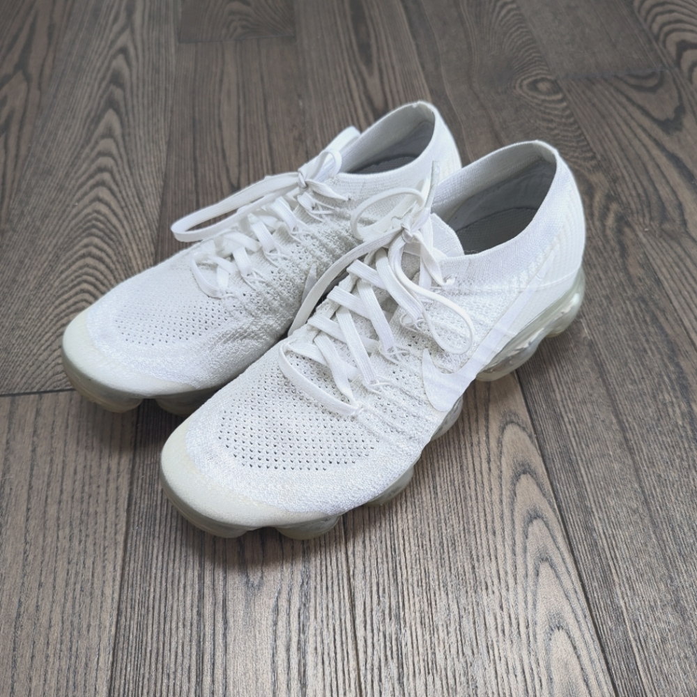 NIKE VAPORMAX SHOES WHITE